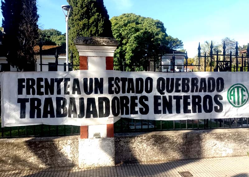 Milei-pretende-reescribir-dictadura-argentina-1